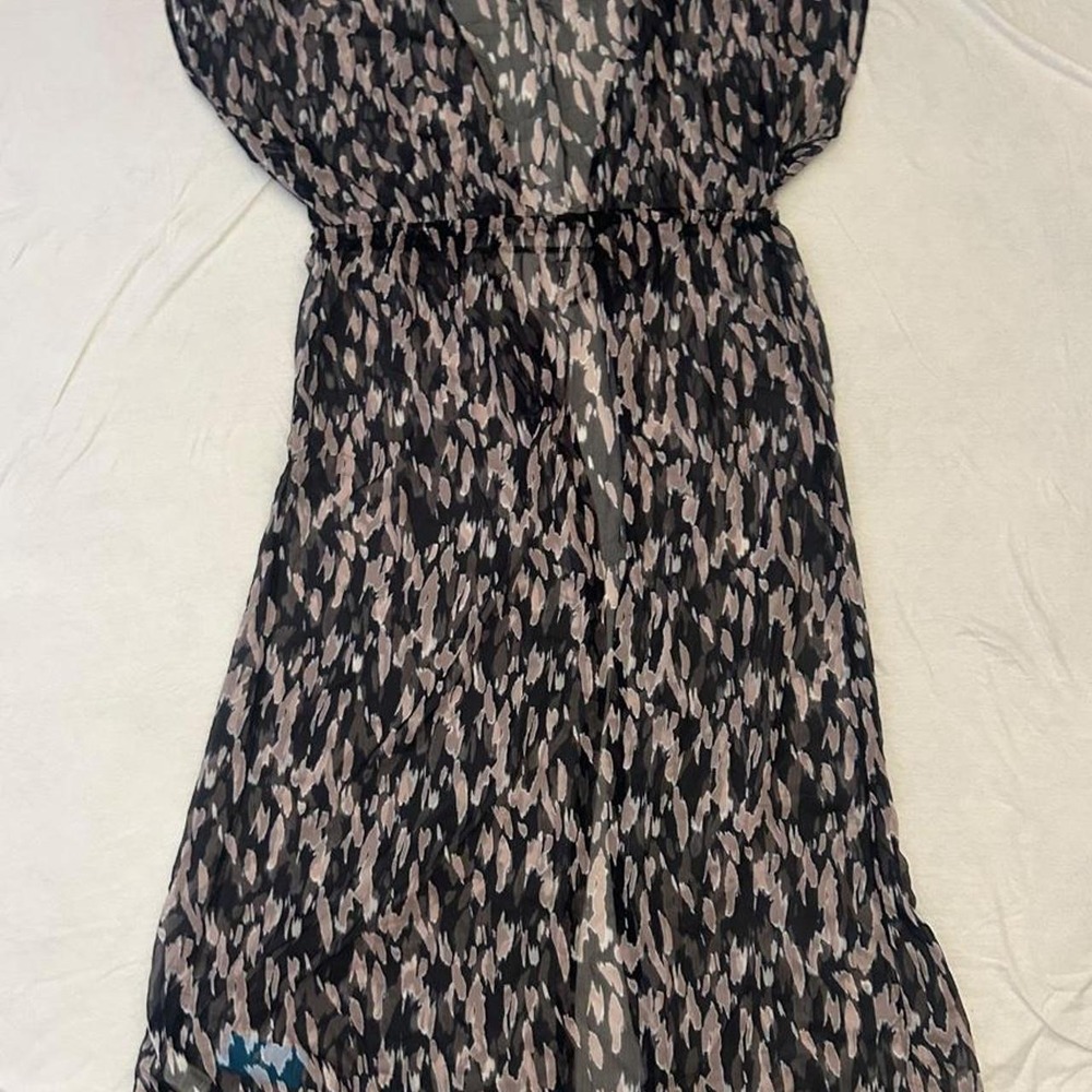 Cupshe Black and beige cover up with tag